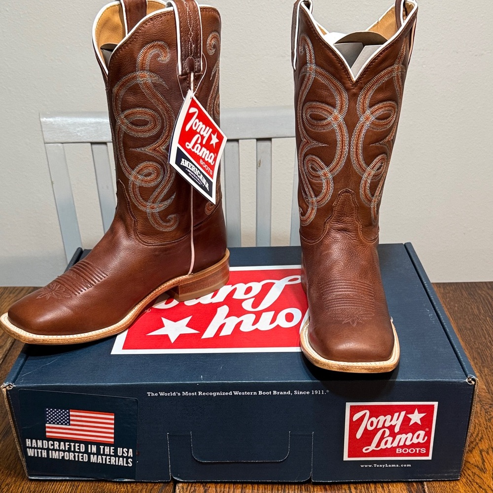 Tony Lama Women's Tan Western Boots with White Stitching
